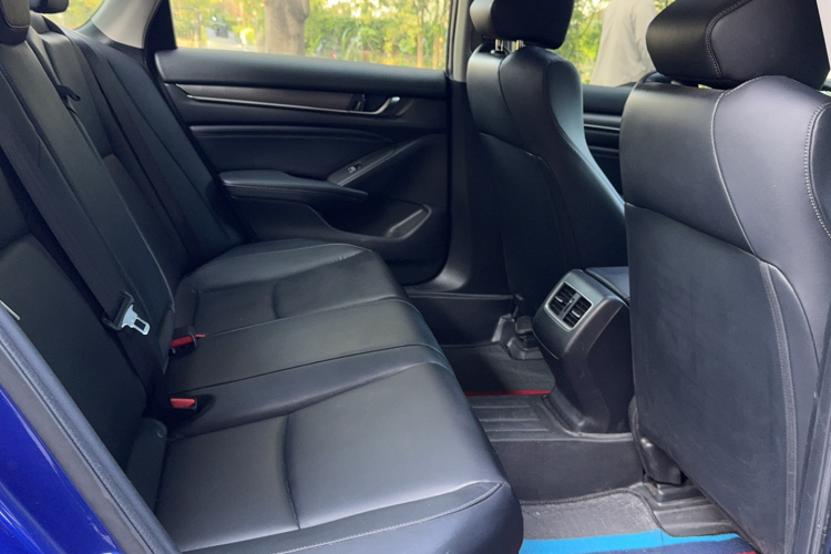 本田 雅阁 2018款 230TURBO 舒适版 国V中控内饰7014