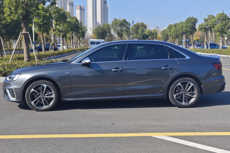 奥迪A4L 2024款 40 TFSI 时尚动感型车身外观6004