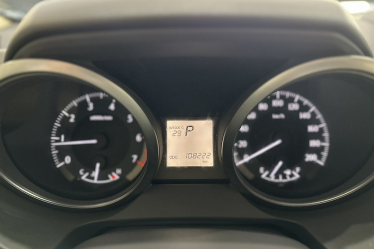 丰田 普拉多（平行进口）中控内饰15