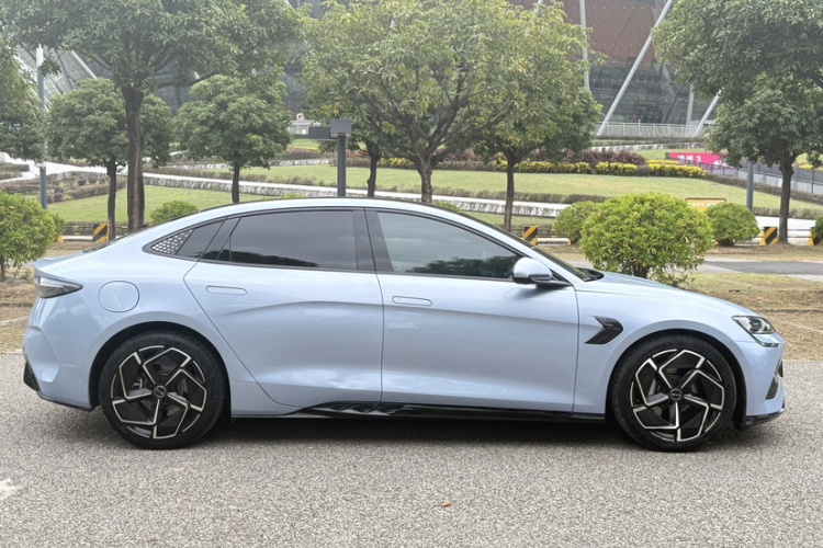 比亚迪 海豹 2022款 700km 长续航后驱版车身外观6009