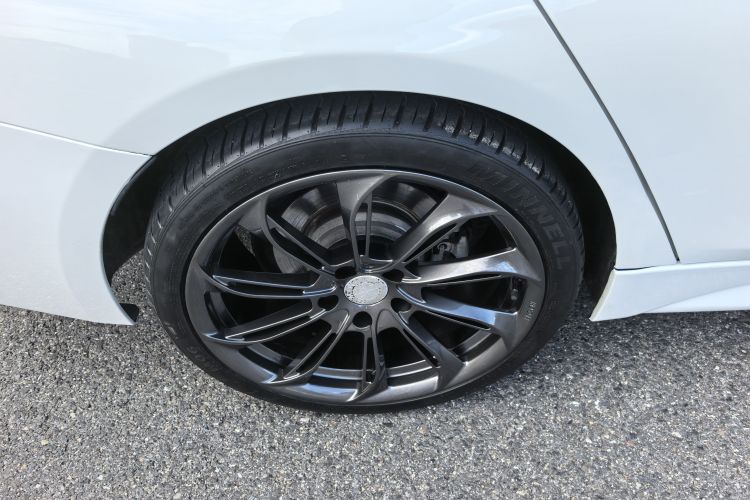 宝马3系 2019款 320Li M运动曜夜版车身外观6012