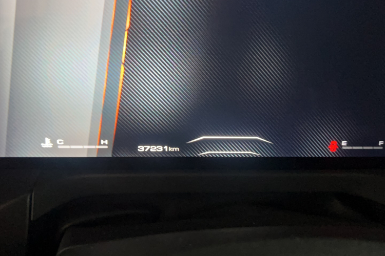 坦克300 2023款 越野版 2.0T 征服者中控内饰15