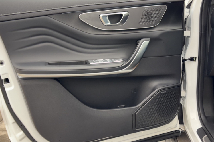 星途追风 2023款 1.6T DCT乘风起版中控内饰7003