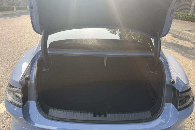 小米汽车 小米SU7 2024款 后驱超长续航高阶智驾Pro版中控内饰7005