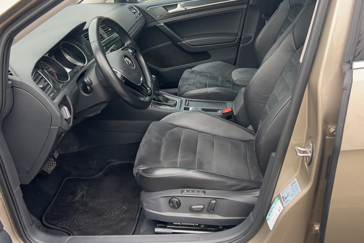 大众 高尔夫 2019款 280TSI DSG豪华型 国VI局部细节19