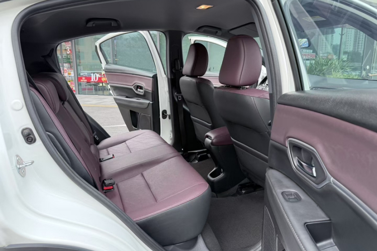 思铭 东风本田M-NV 2021款 尚逸版车身外观6006