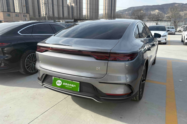 比亚迪 汉 2023款 EV 冠军版 605KM前驱尊贵型车身外观6006