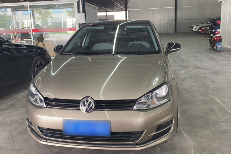 大众 高尔夫 2017款 230TSI 自动豪华百万辆纪念版车身外观6001