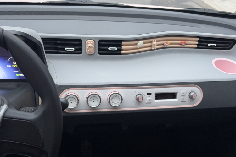 五菱汽车 宏光MINIEV 2021款 马卡龙时尚款 磷酸铁锂局部细节16