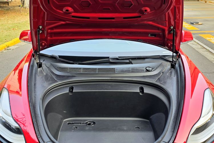 特斯拉 Model 3 2019款 标准续航后驱升级版局部细节24