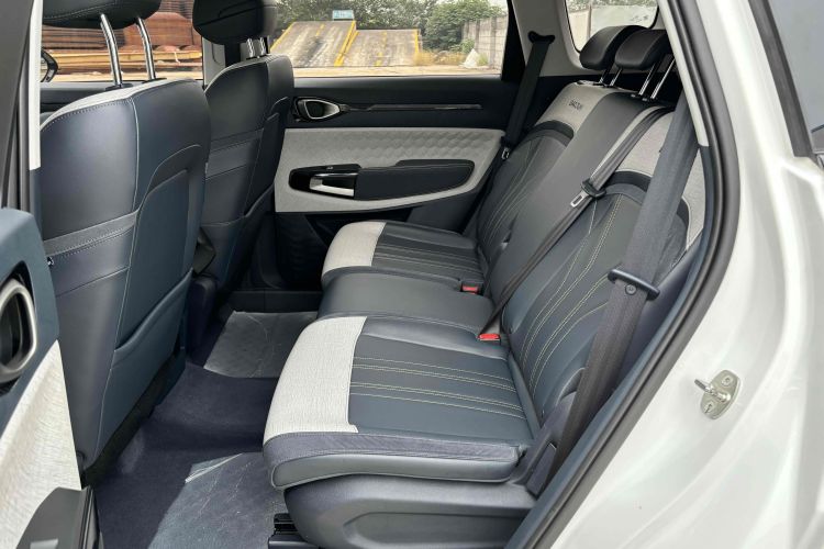 宝骏RM-5 2019款 1.5T CVT 24小时在线豪华型 5座中控内饰7003