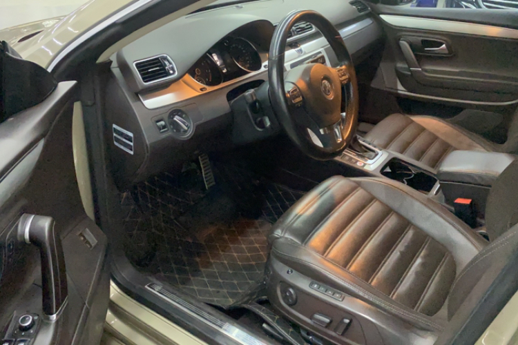 一汽-大众CC 2016款 2.0TSI 豪华型中控内饰7001