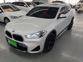 宝马X2 2021款 sDrive25i M越野套装