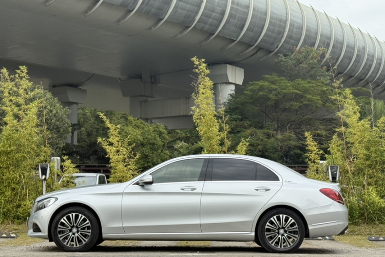 奔驰C级 2016款 C 200 L车身外观6007