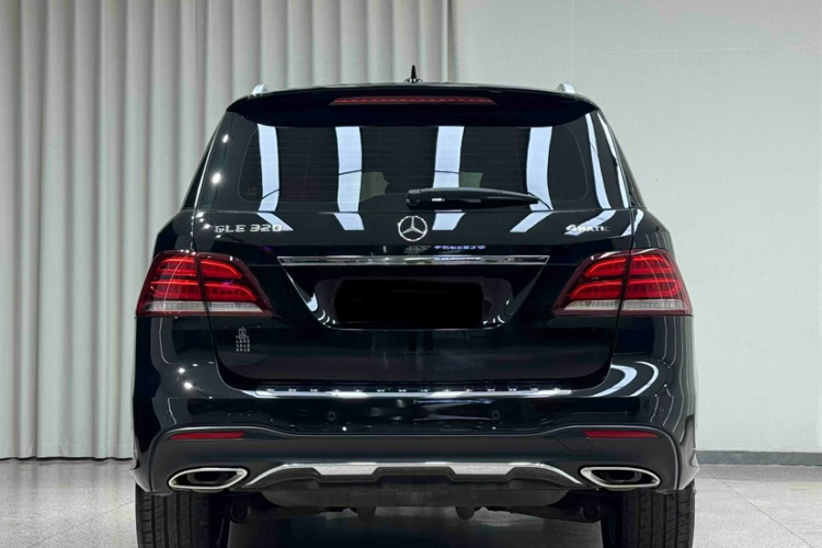 奔驰GLE 2019款 GLE 320 4MATIC 动感型臻藏版车身外观6004