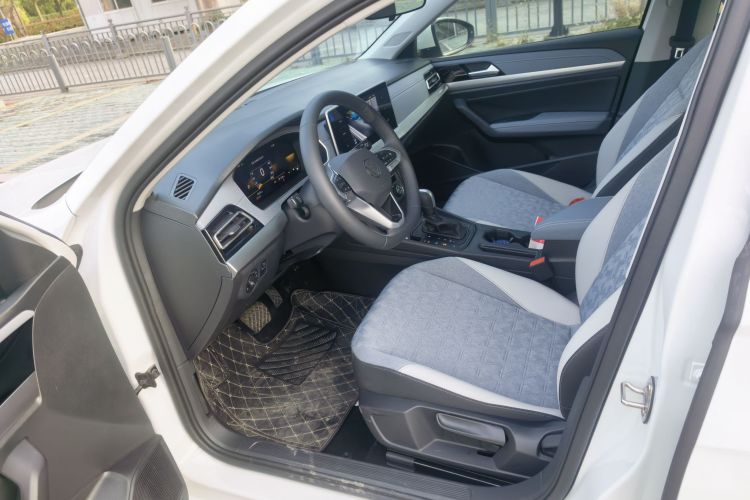 大众 朗逸 2024款 300TSI DSG满逸版中控内饰7001