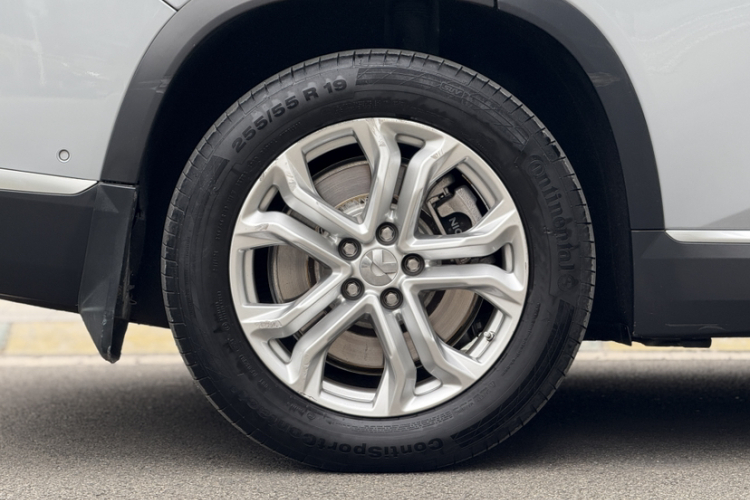 蔚来ES8 2022款 100kWh 六座版车身外观6003