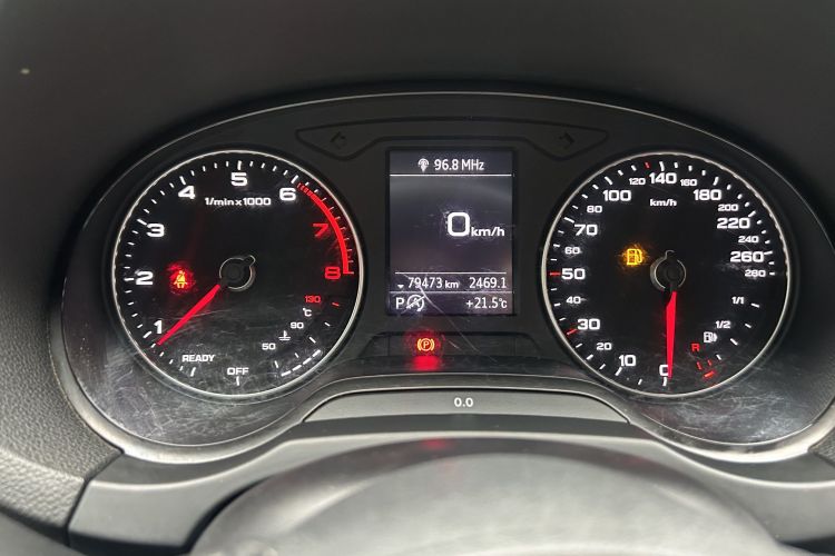 奥迪A3 2017款 Sportback 35 TFSI 进取型中控内饰15