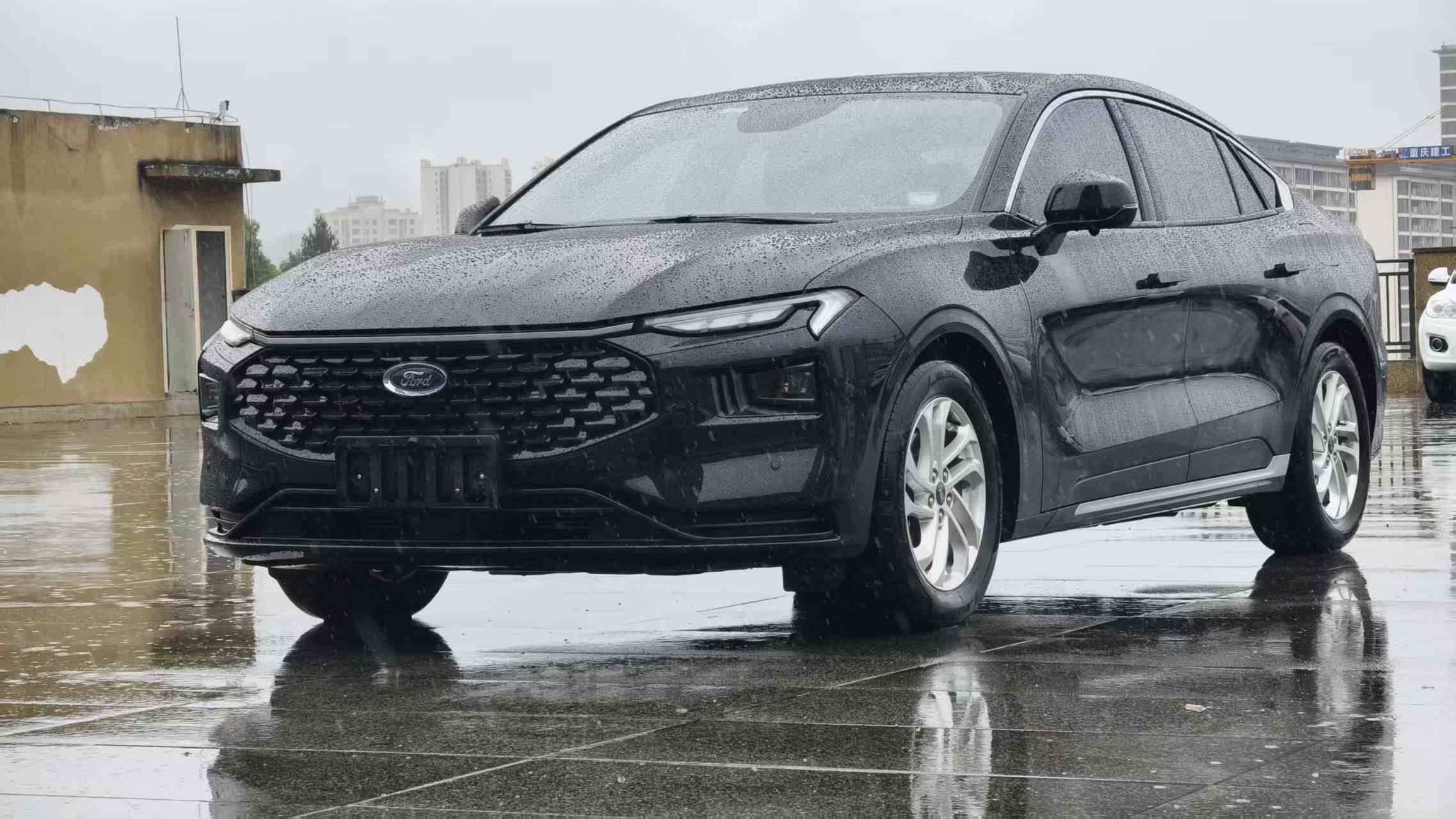 福特 蒙迪欧 2023款 EcoBoost 180 舒雅型(1)