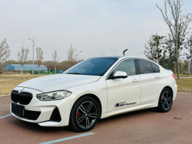 宝马1系 2021款 120i M运动版