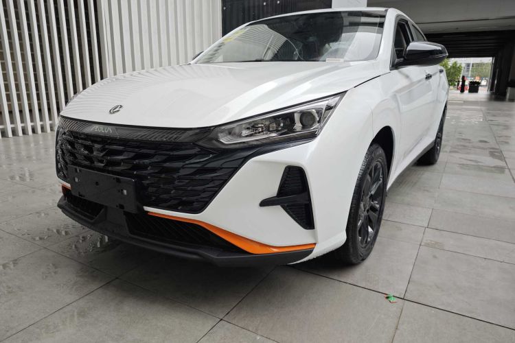 东风风神 奕炫 2025款 1.5L 荣耀版车身外观1