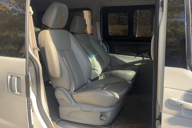 江汽集团 瑞风M5 2016款 2.0T 汽油自动公务版中控内饰7003