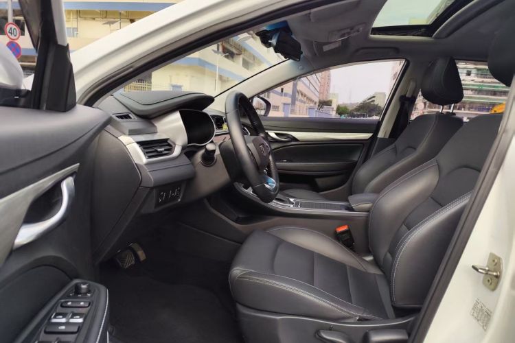 吉利汽车 帝豪 2019款 领军版 1.5L CVT向上亚运版 国VI局部细节19