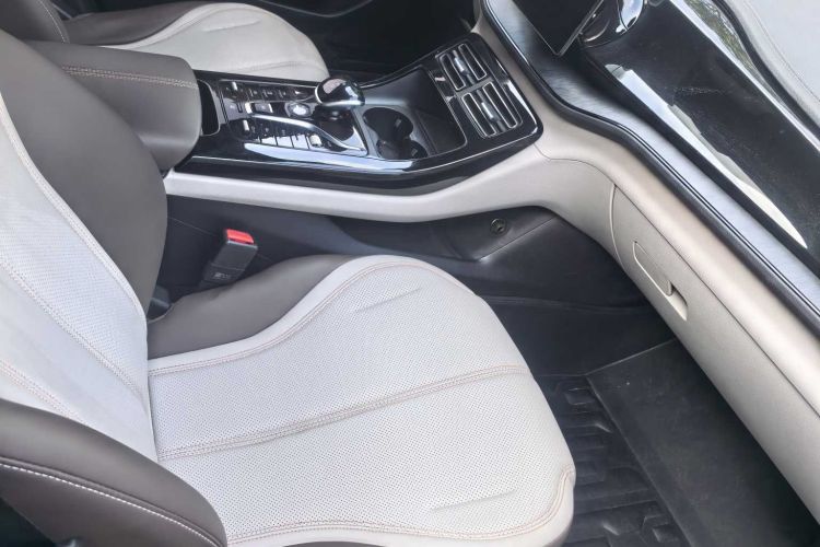 比亚迪 秦PLUS 2023款 冠军版 DM-i 55KM领先型中控内饰7007