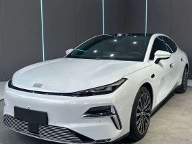 吉利银河 银河星耀8 2025款 130km EM-P 星舰版