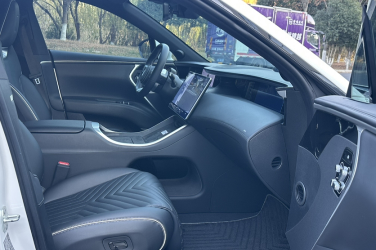 阿维塔11 2023款 超长续航单电机版 5座中控内饰7002