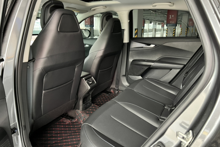 长安 逸动 2025款 蓝鲸 1.5T 500Bar尊贵型中控内饰7002