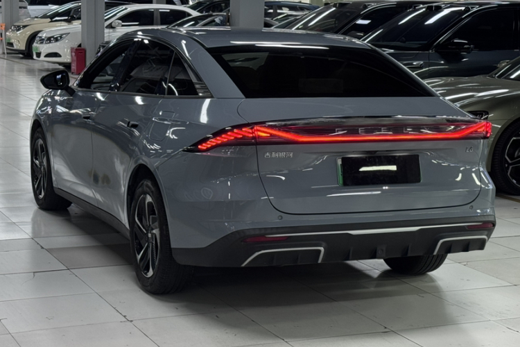 吉利银河 银河L6 2023款 60km PLUS车身外观6005