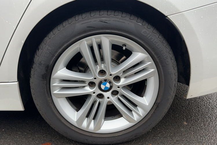 宝马3系 2018款 318Li车身外观6007