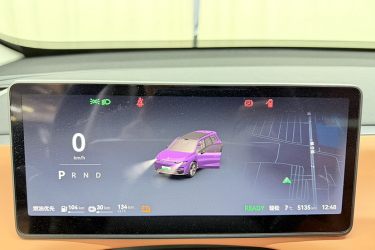 零跑汽车 零跑C16 2024款 增程 200激光雷达版中控内饰15