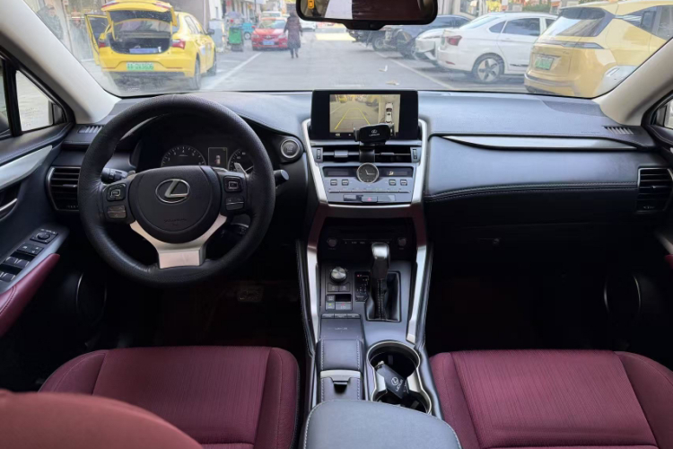 雷克萨斯NX 2020款 200 前驱 锋行版 国VI中控内饰7002