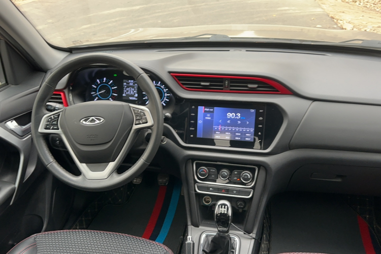 奇瑞 瑞虎3 2016款 1.6L 手动智尚版中控内饰7006