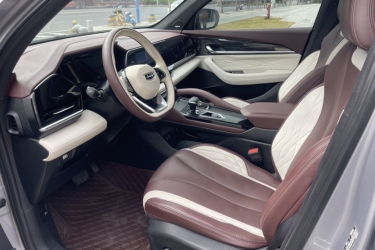 吉利汽车 星越L 2021款 2.0TD DCT EVO两驱智尊型中控内饰7003