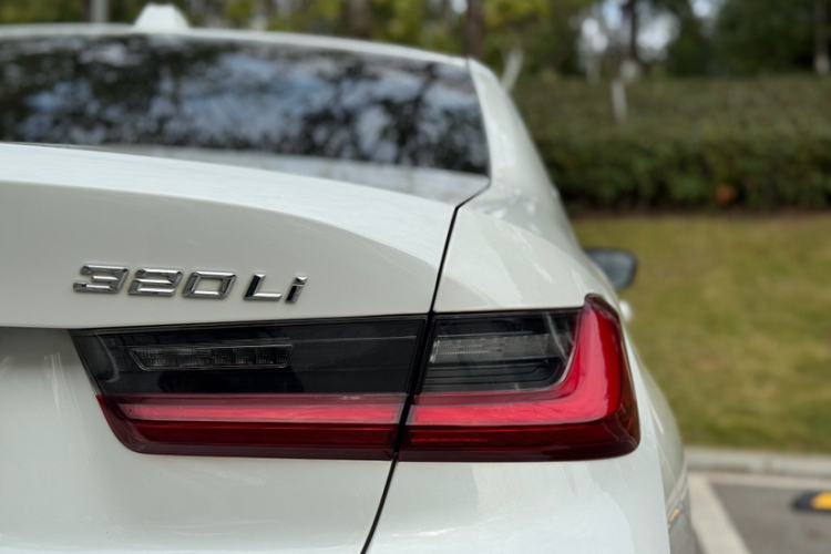 宝马3系 2023款 320Li M运动套装车身外观6007