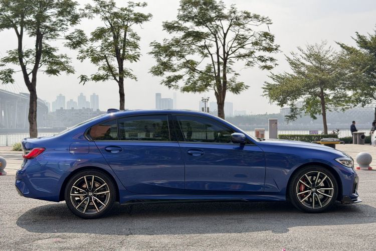 宝马3系 2020款 320Li M运动套装车身外观6007