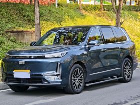 吉利银河 银河M9 2025款 230km 两驱探索版