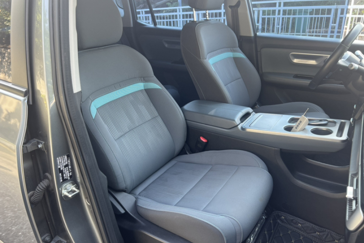 埃安 AION Y 2023款 Plus 510 乐享版中控内饰7003