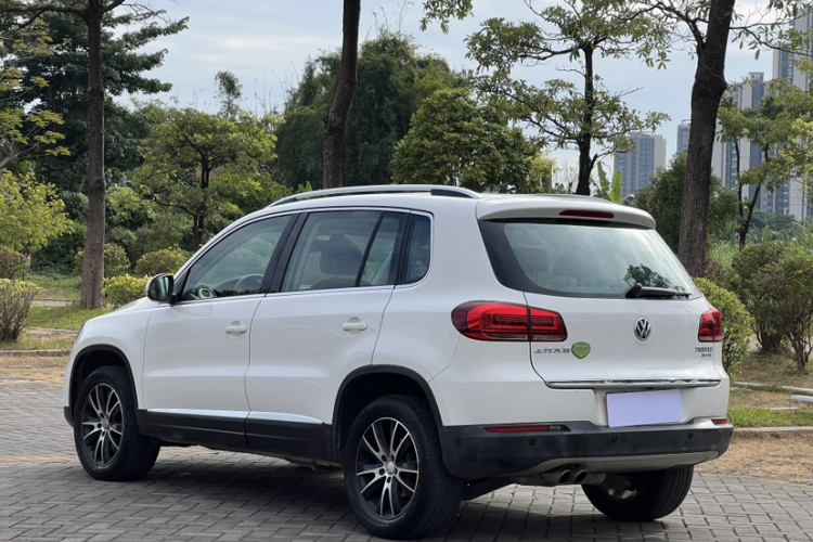 大众 途观 2016款 300TSI 自动两驱豪华版车身外观6004