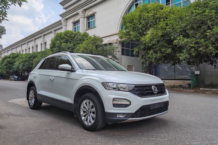 大众 T-ROC探歌 2020款 230TSI DSG两驱时尚型车身外观6002