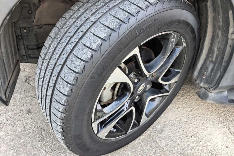 东南DX7 2015款 1.5T 手动尊贵型局部细节9011