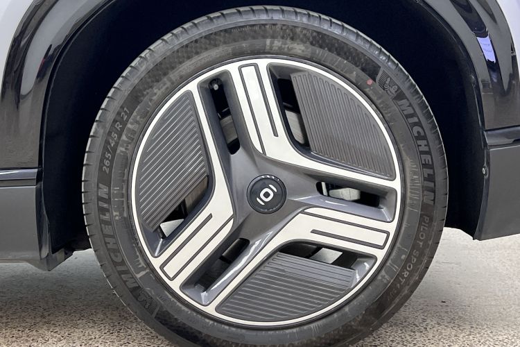 长安启源E07 2025款 纯电 四驱 90kWh Ultra高性能版车身外观6007