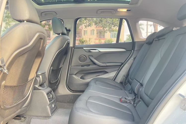 宝马X1 2018款 sDrive20Li 领先型中控内饰7003