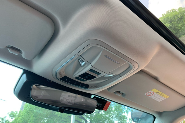 坦克300 2021款 越野版 2.0T 征服者中控内饰7013