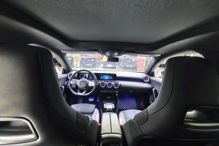 奔驰CLA 2022款 改款 CLA 200 猎跑车中控内饰7006
