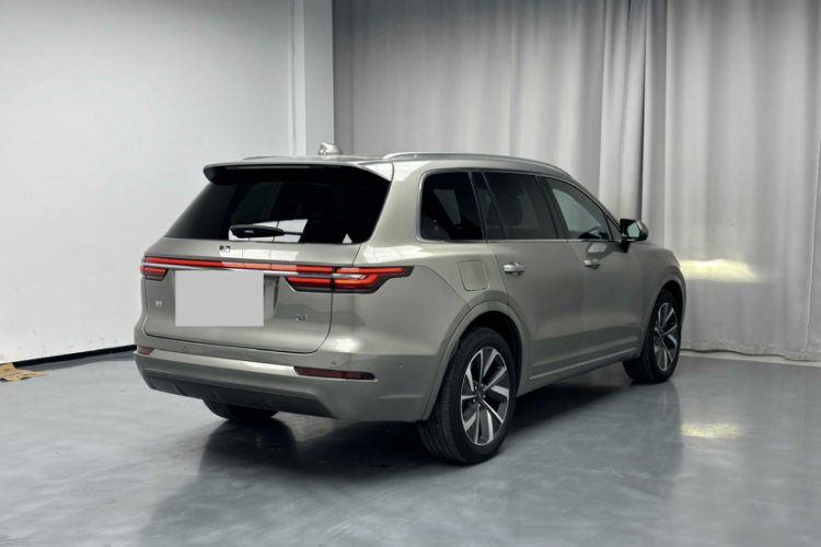 理想汽车 理想ONE 2021款 增程6座版车身外观6007