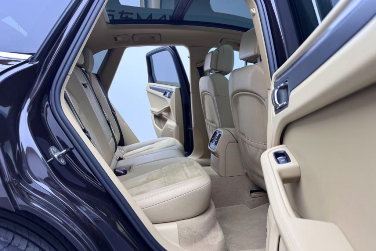 保时捷 2014款 Macan 2.0T中控内饰7005
